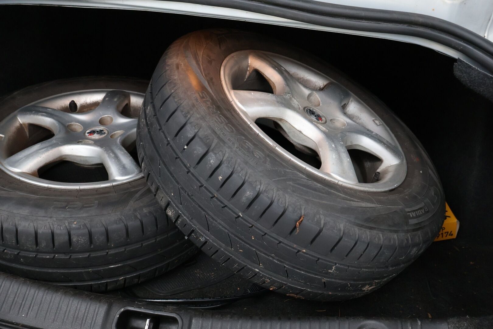 Renault Megane 2004 - YritysOutlet - Myydään vain yrityksille - Tämä auto myydään YritysOutlet -valikoimasta vain yritykselle!