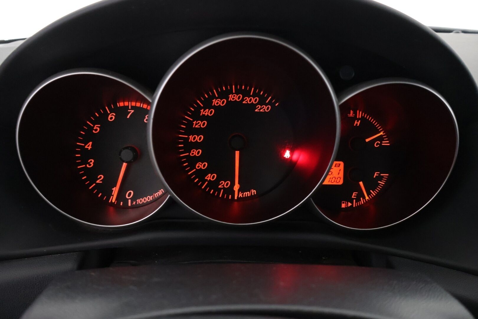 Mazda 3 2005 1,6 Classic 5d * YritysOutlet - Myydään vain yrityksille * - ** Aut. Ilmastointi / Koukku / Kahdet renkaat **