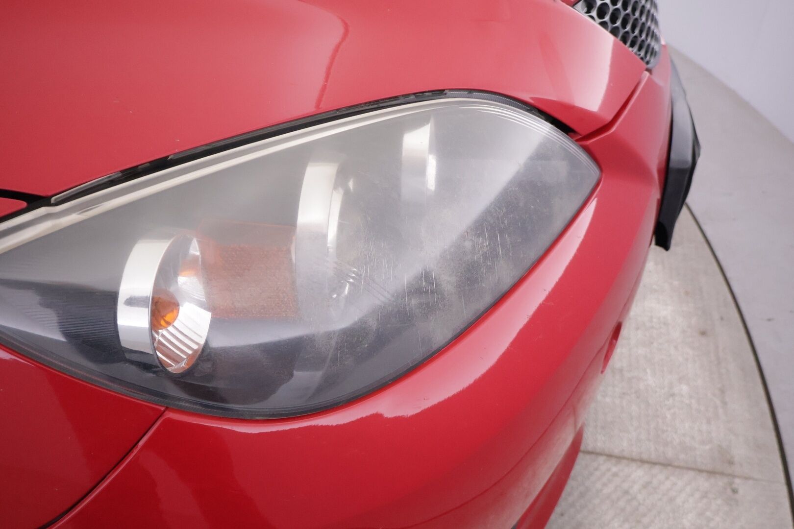 Mazda 3 2005 1,6 Classic 5d * YritysOutlet - Myydään vain yrityksille * - ** Aut. Ilmastointi / Koukku / Kahdet renkaat **