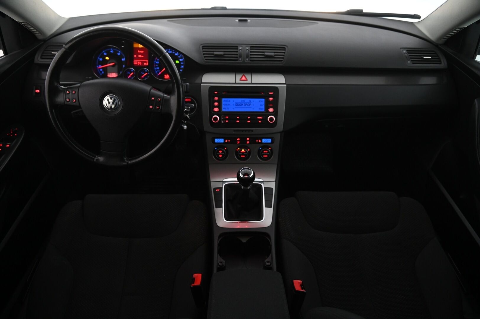 Volkswagen Passat 2007 *Myydään Huutokaupat.com* - *Myydään Huutokaupat.com kautta*