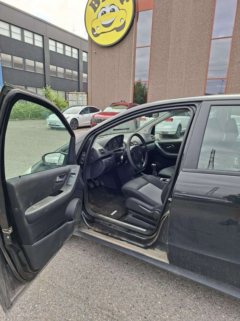 Mercedes-Benz A 2006 5D A 150 KOMBI-5-169031/257 YritysOutlet - Myydään vain yrityksille - | Suomi-auto | Kahdet renkaat | Penkinlämmittimet | Juuri katsastettu | Suoraan ajoon | – Tämä auto myydään YritysOutlet -valikoimasta vain yritykselle