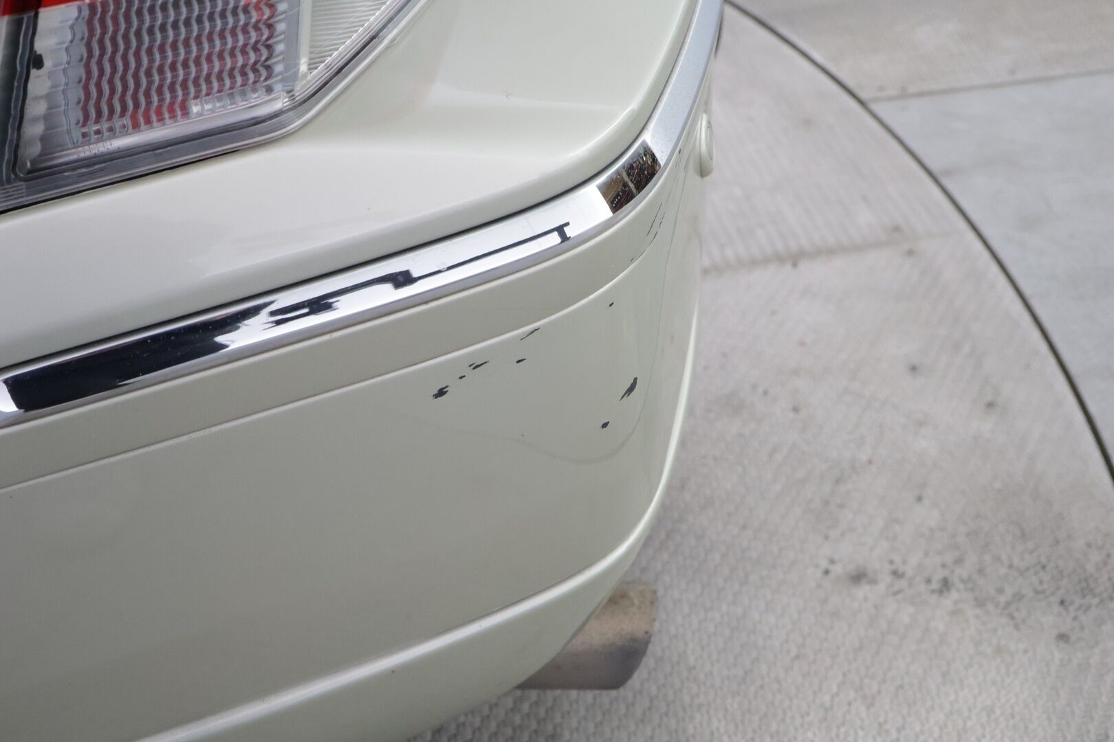 Volvo S60 2007 2,4 Summum Aut #PITKÄ LEIMA #SÄRMÄ KÄYTTIS *Muistipenkki / Nahkasisusta / Tutka / Vakkari / Koukku / Lohko+Sisälämmitin* - *MYYDÄÄN HUUTOKAUPAT.COM* / 2x Renkaat / Huoltokirja / Siistikuntoinen ja ehjä!