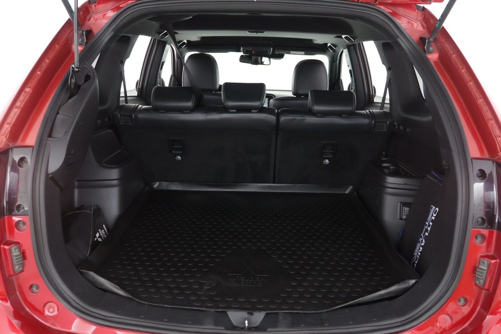 Mitsubishi Outlander PHEV 2020 Instyle 4WD 5P - KATSO VARUSTEET! | ACC | Kattoluukku | Rockford Fosgate Premium | Timanttinahka | 