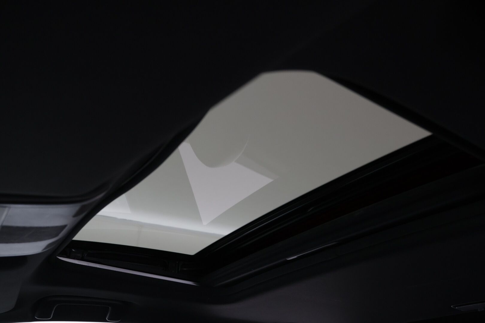 Mitsubishi Outlander PHEV 2020 Instyle 4WD 5P - KATSO VARUSTEET! | ACC | Kattoluukku | Rockford Fosgate Premium | Timanttinahka | 