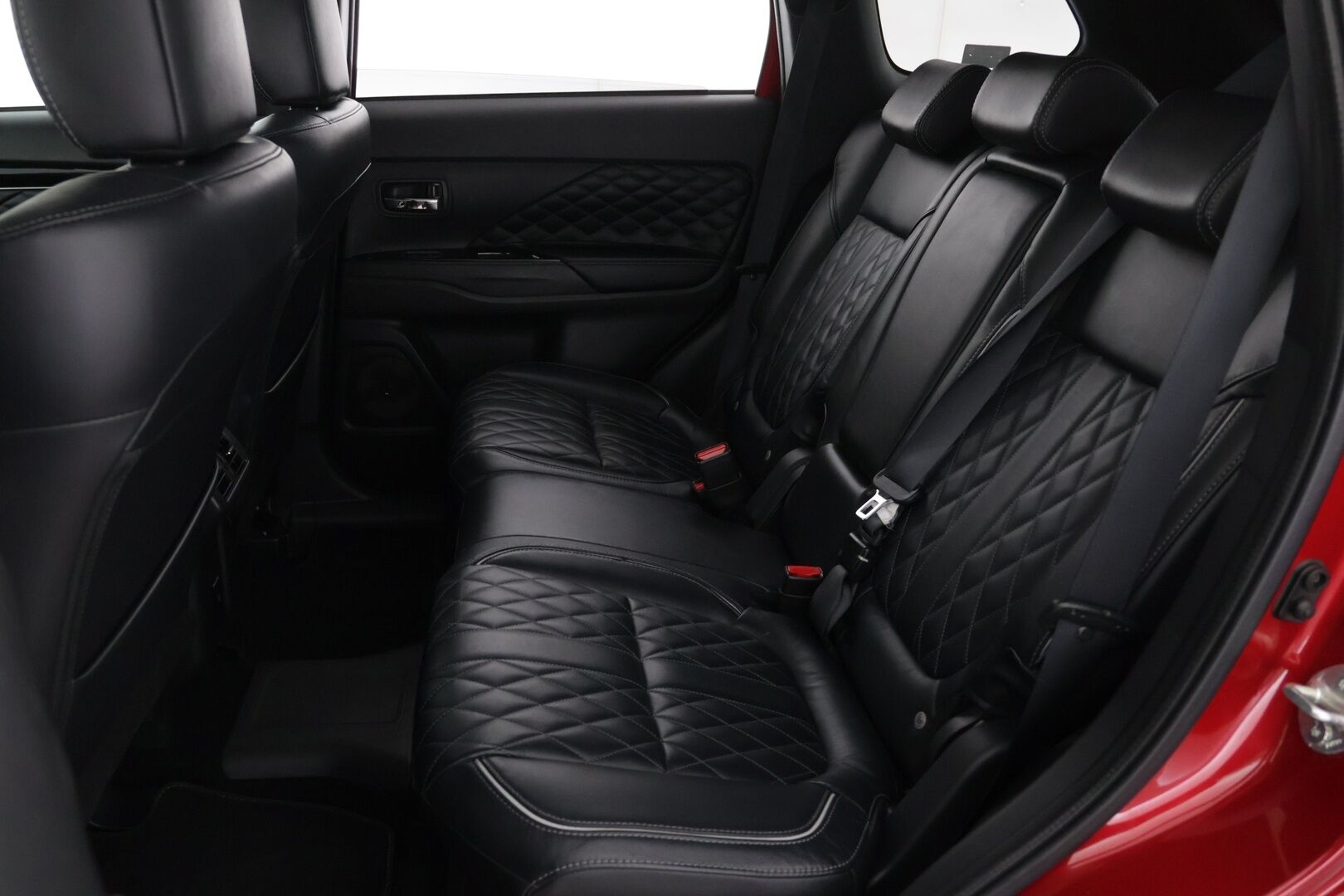 Mitsubishi Outlander PHEV 2020 Instyle 4WD 5P - KATSO VARUSTEET! | ACC | Kattoluukku | Rockford Fosgate Premium | Timanttinahka | 