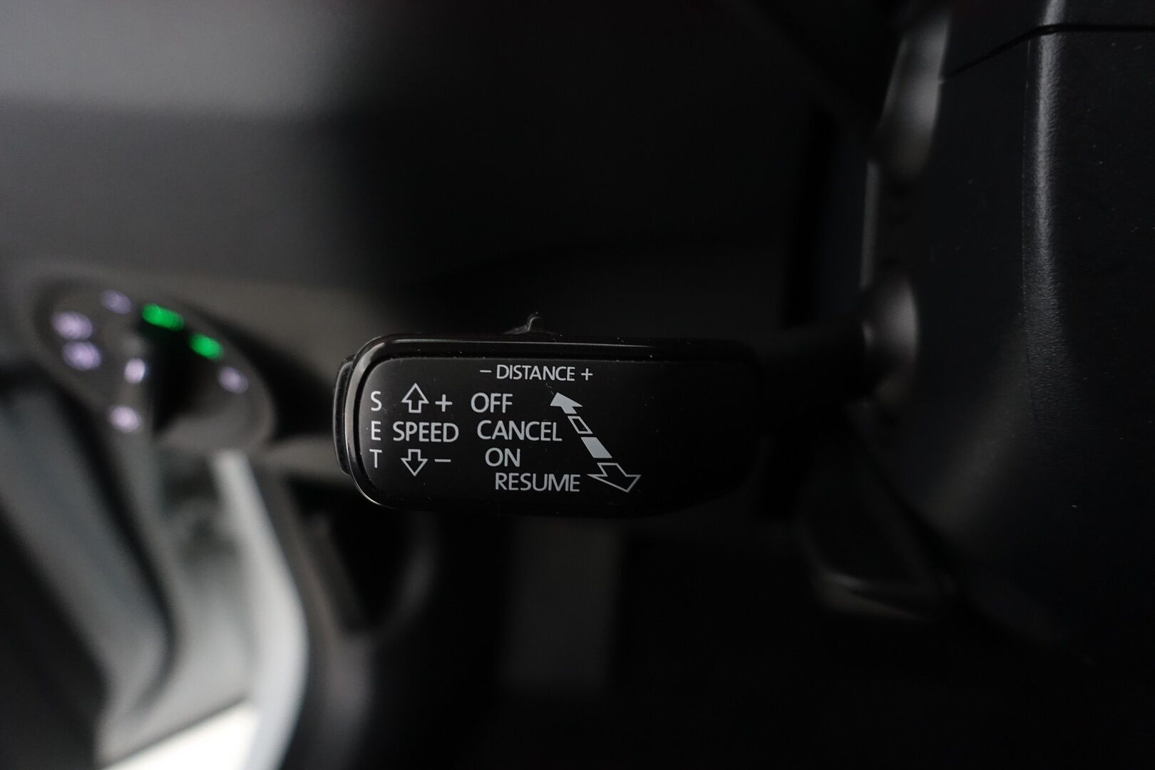 Skoda Karoq 2020 1,5 TSI SportLine DSG Autom. - | ACC | Webasto | Suomi-auto | Keyless | Tutkat | AppleCarplay | Lämm. Tuulilasi | Sporttipenkit | BLIS | Sähköinen kontti | 2X Renkaat & Vanteet |