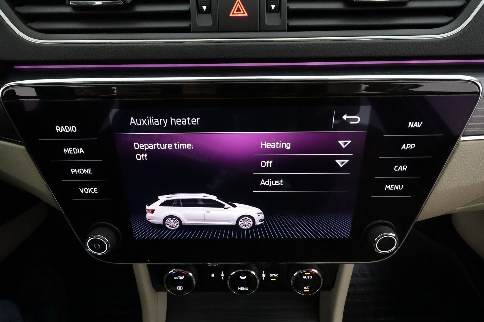 Skoda Superb 2020 2,0 TDI Combi 150 Style DSG * Canton / Webasto / Koukku / ACC / Matrix / P.Kamera / Muistipenkki / Navi * - Suomi-auto / Facelift / Kahdet renkaat alumiinivanteilla! - HULLUT AVAJAISHULINAT KORKOTARJOUS 3,29 %