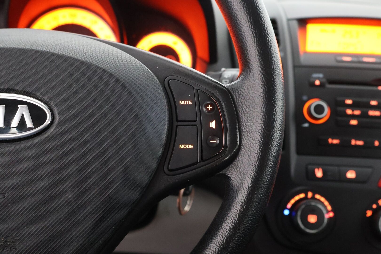 Kia cee'd 2007 1,6 LX HB 5D / YritysOutlet - Myydään vain yrityksille - YritysOutlet - Myydään vain yrityksille