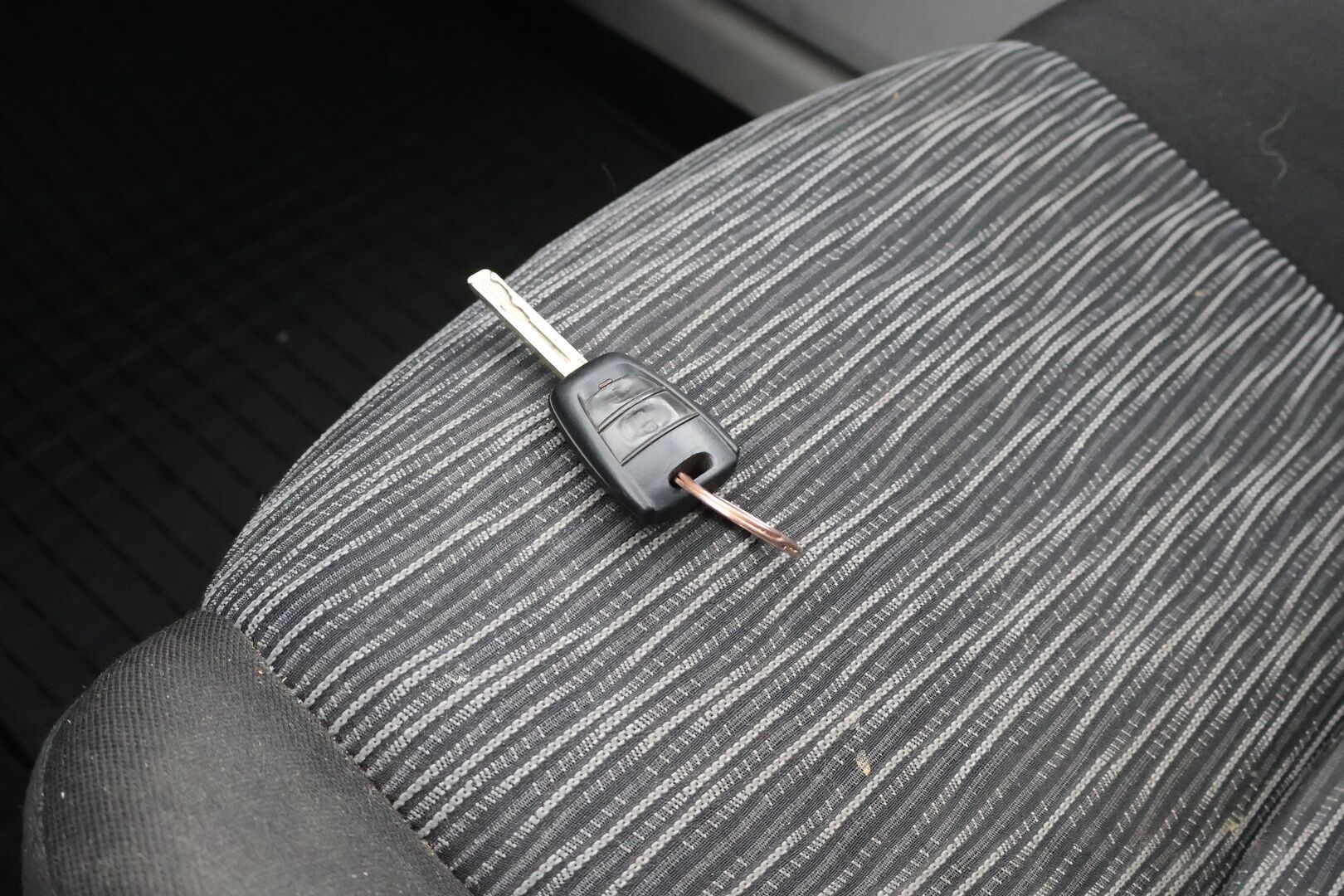 Kia cee'd 2007 1,6 LX HB 5D / YritysOutlet - Myydään vain yrityksille - YritysOutlet - Myydään vain yrityksille