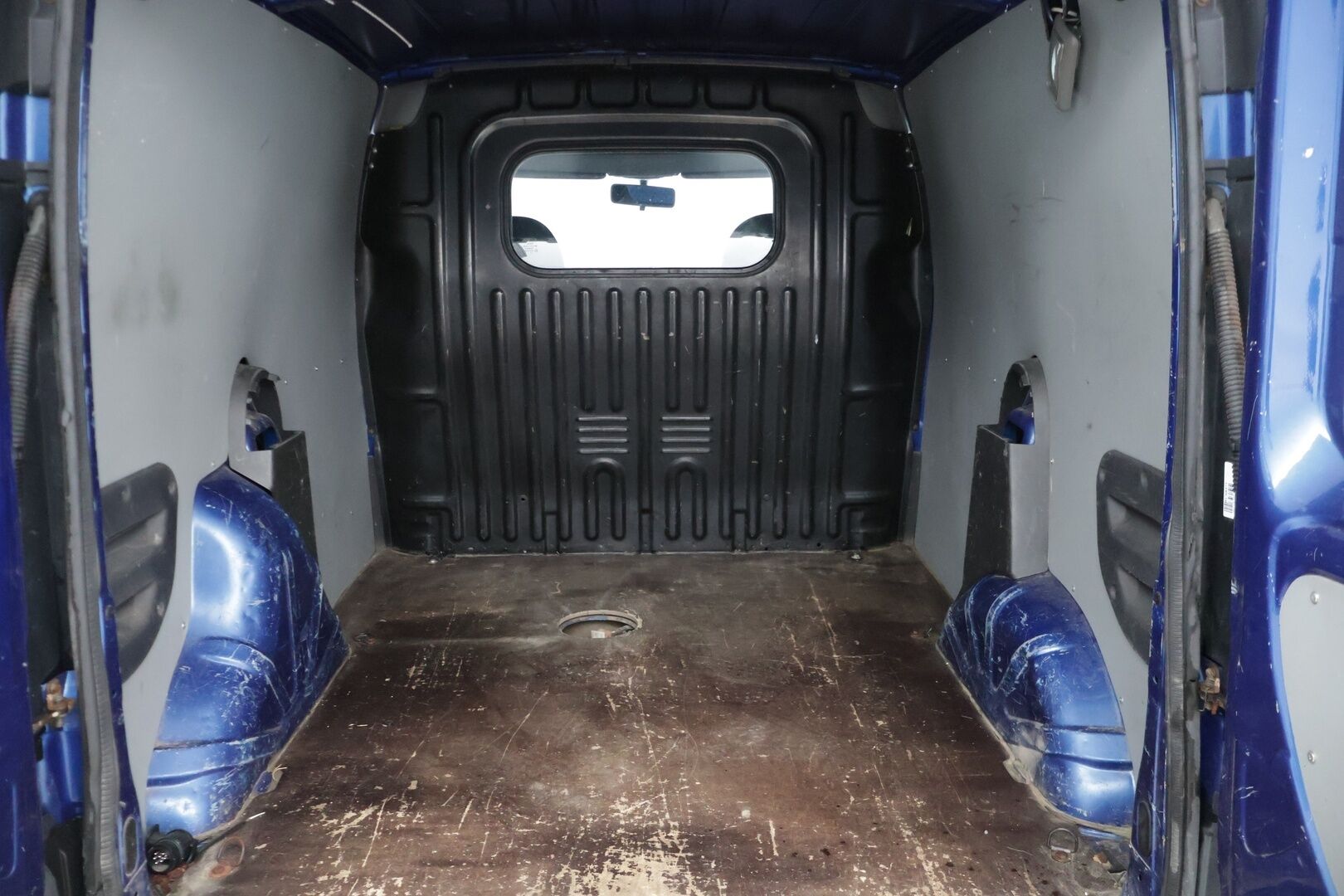 Fiat Doblo 2008 YritysOutlet - Myydään vain yrityksille 1,3 Multijet Van * Vetokoukku / Suomi-Auto * - * Uudet Talvirenkaat / Jakopää & viim. huolto tehty 220tkm 6/25! / Edullinen ja toimiva Suomi-Auto *