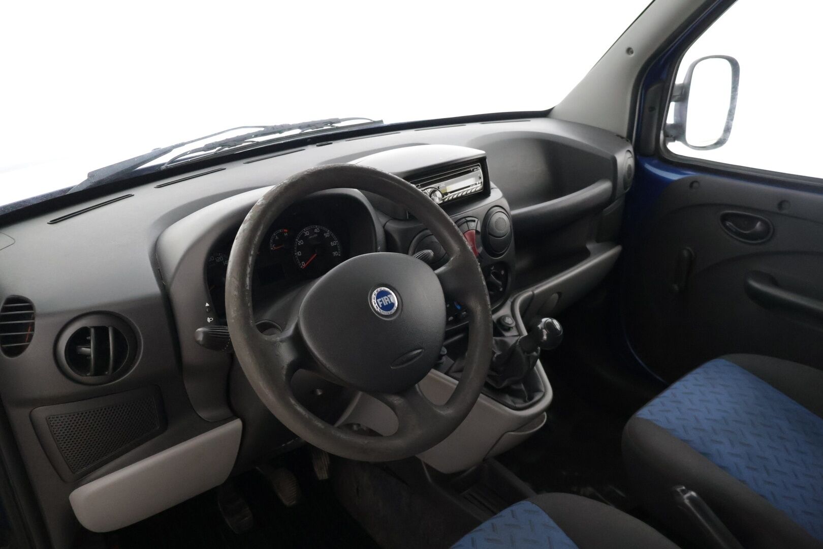 Fiat Doblo 2008 YritysOutlet - Myydään vain yrityksille 1,3 Multijet Van * Vetokoukku / Suomi-Auto * - * Uudet Talvirenkaat / Jakopää & viim. huolto tehty 220tkm 6/25! / Edullinen ja toimiva Suomi-Auto *