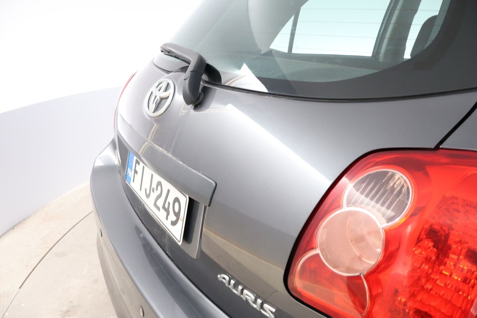Toyota Auris 2008 *MYYDÄÄN HUUTOKAUPAT.COM*