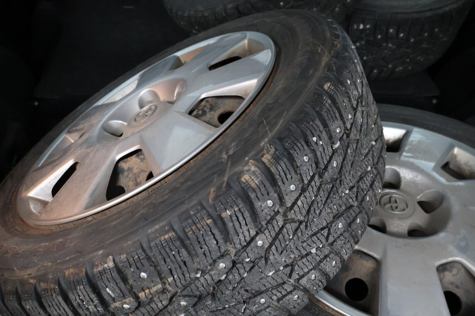 Toyota Auris 2008 *MYYDÄÄN HUUTOKAUPAT.COM*