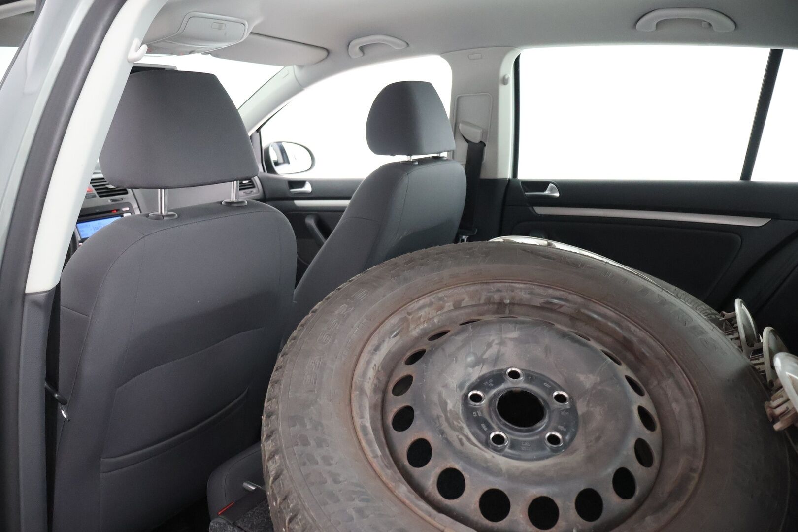 Volkswagen Golf 2008 Comfortline 1,6 75 kW 4-ov - YritysOutlet - Myydään vain yrityksille