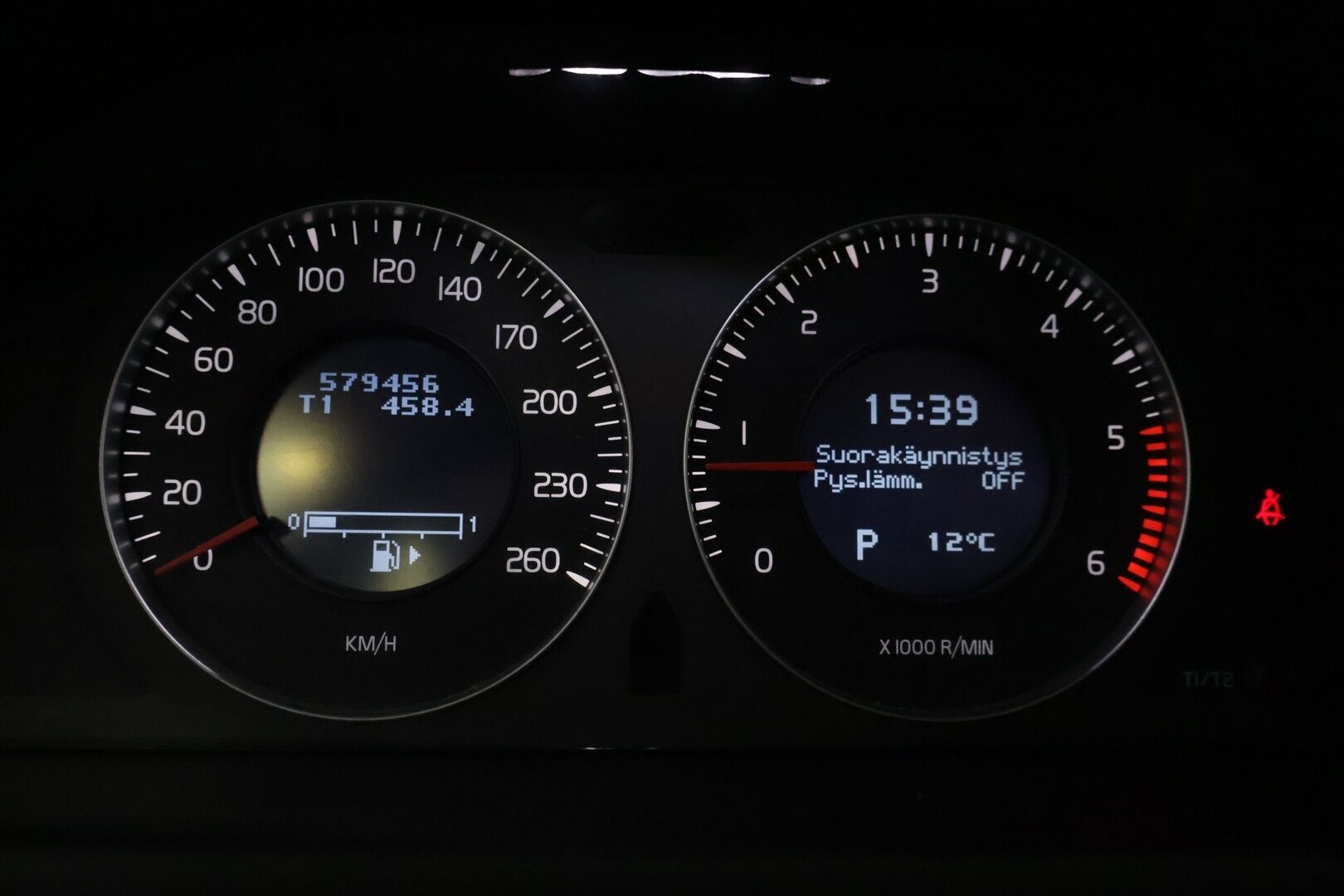 Volvo V70 2008 2,4D Momentum Taksi aut * YritysOutlet - Myydään vain yrityksille * - YritysOutlet - Myydään vain yrityksille - * PA-Lämmitin / Vetokoukku / P-Tutka / Vakkari / Puolnahkasisusta / Huoltokirja / Hifit / Penkinlämmittimet edessä ja takana *