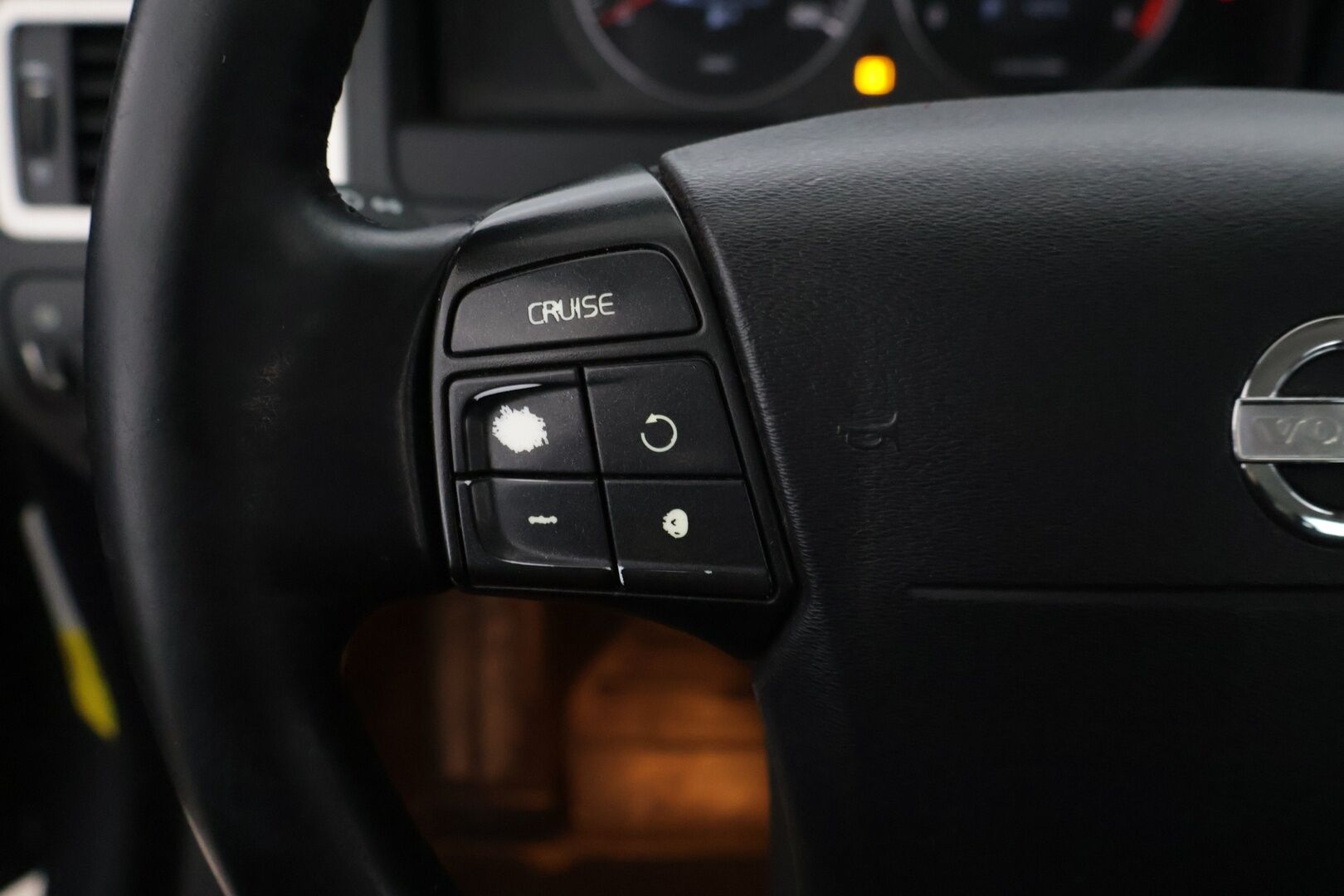 Volvo V70 2008 2,4D Momentum Taksi aut * YritysOutlet - Myydään vain yrityksille * - YritysOutlet - Myydään vain yrityksille - * PA-Lämmitin / Vetokoukku / P-Tutka / Vakkari / Puolnahkasisusta / Huoltokirja / Hifit / Penkinlämmittimet edessä ja takana *