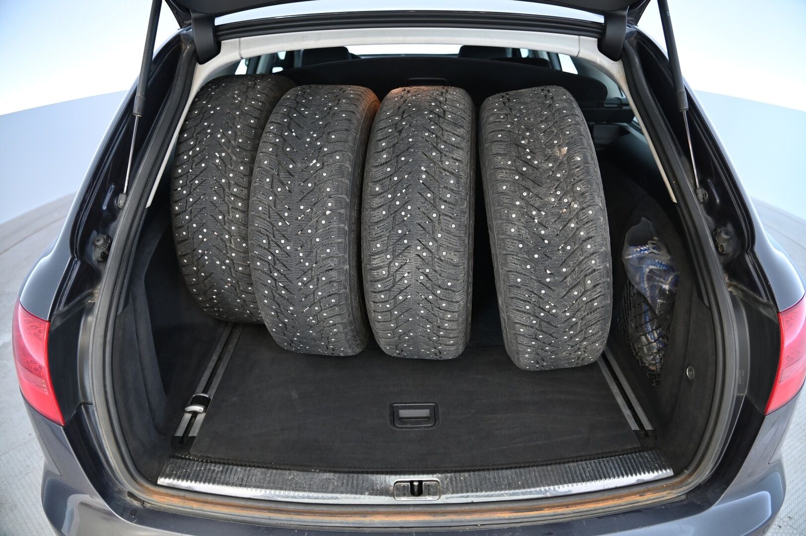 Audi A6 2008 Avant 3,0 V6 TDI  *Myydään Huutokaupat.com*