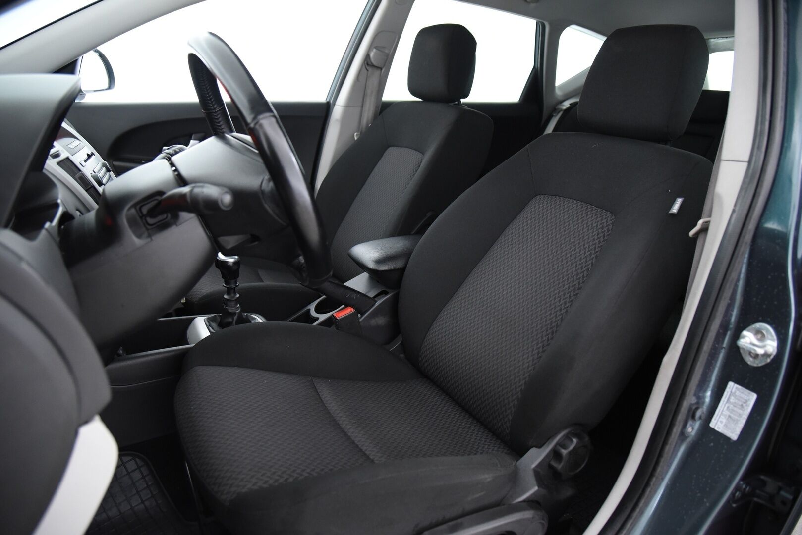 Kia cee'd 2009 1,6 CRDi EX SW / Myydään huutokaupat.com:issa! - Myydään vain huutokaupat.com:issa! 