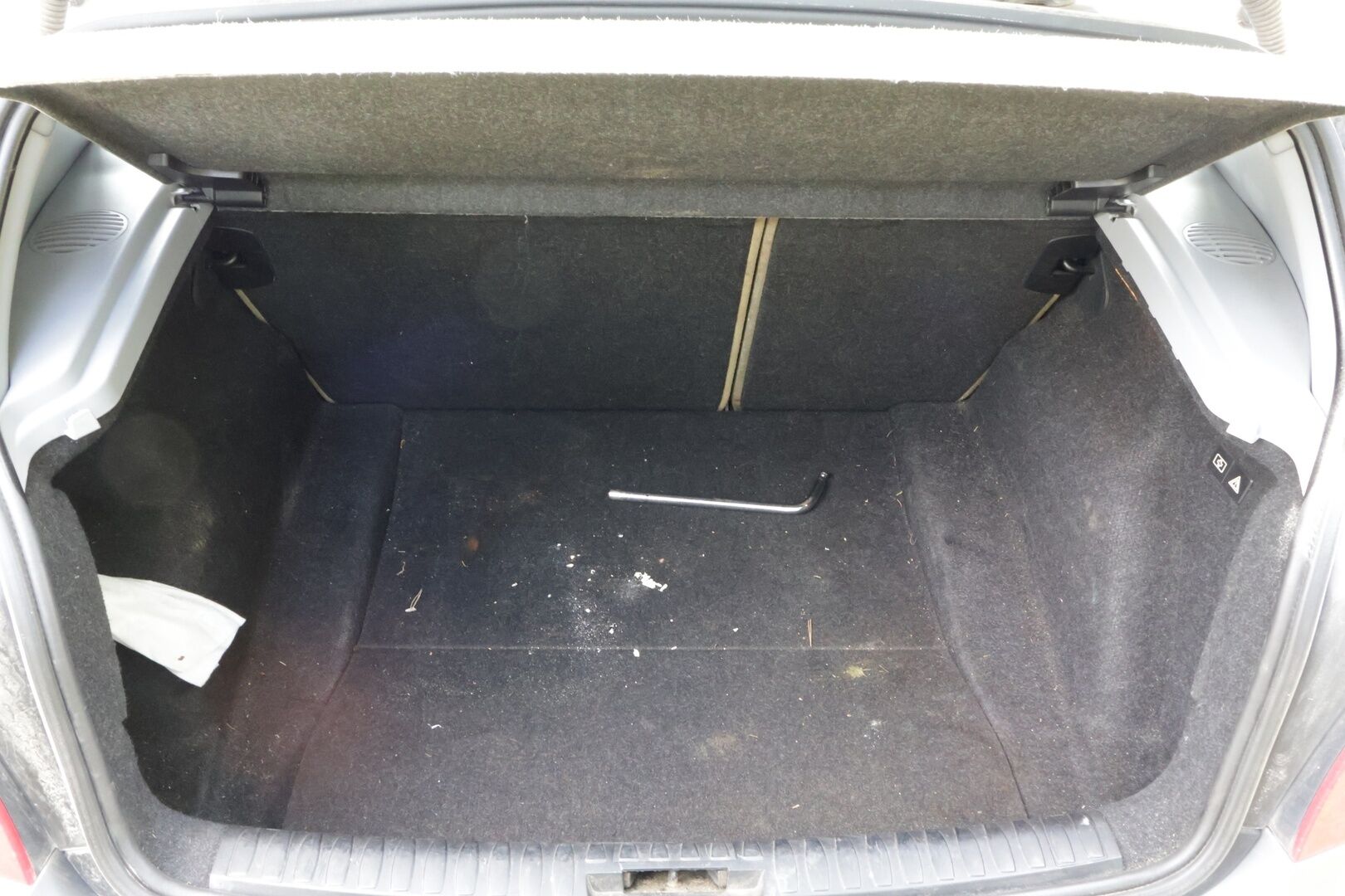 BMW 116 2005 116i E87 Hatchback YritysOutlet - Myydään vain yrityksille - YritysOutlet - Myydään vain yrityksille | Myydään korjattavaksi