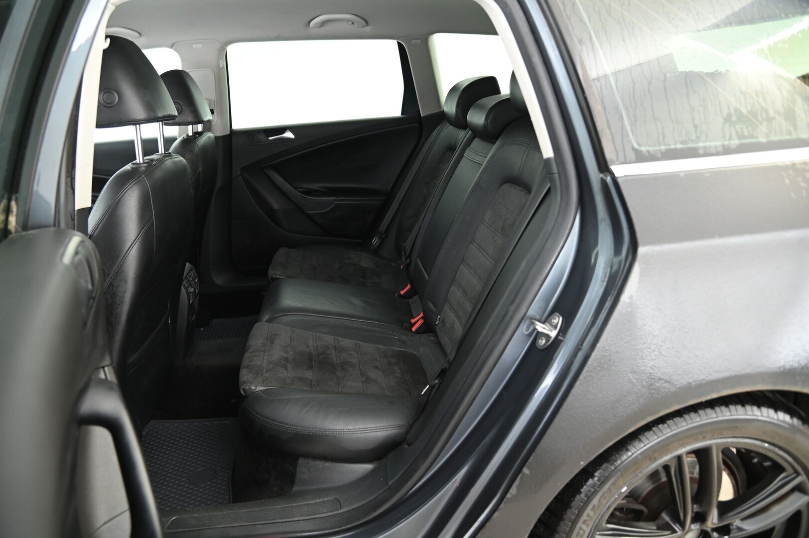 Volkswagen Passat 2009 Variant Highline 2,0 TDI PowerDiesel 103 kW DSG-aut *Myydään huutokaupat.com*