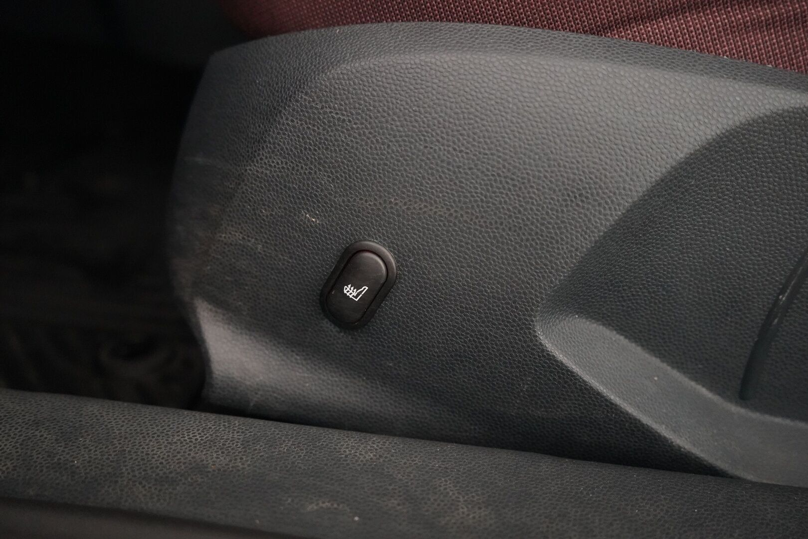 Ford Fiesta 2009 1,25 82 hv Trend M5 3-ovinen - YritysOutlet - Myydään vain yrityksille - Suomi-auto toiselta omistajalta / Kahdet renkaat