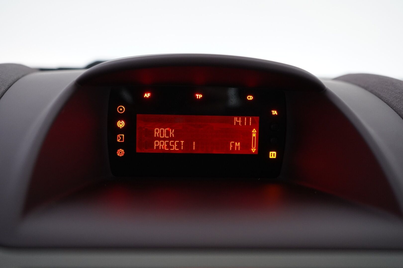 Ford Fiesta 2009 1,25 82 hv Trend M5 3-ovinen - YritysOutlet - Myydään vain yrityksille - Suomi-auto toiselta omistajalta / Kahdet renkaat