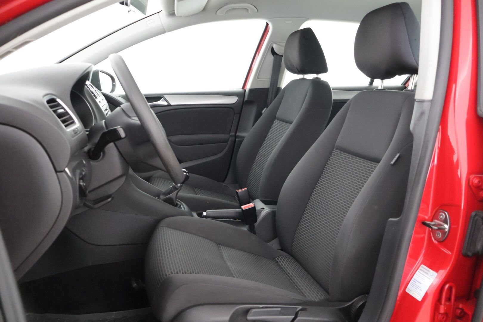 Volkswagen Golf 2009 Trendline 1,4 TSI 90 kW 4-ovinen - Myydään huutokaupat.com !