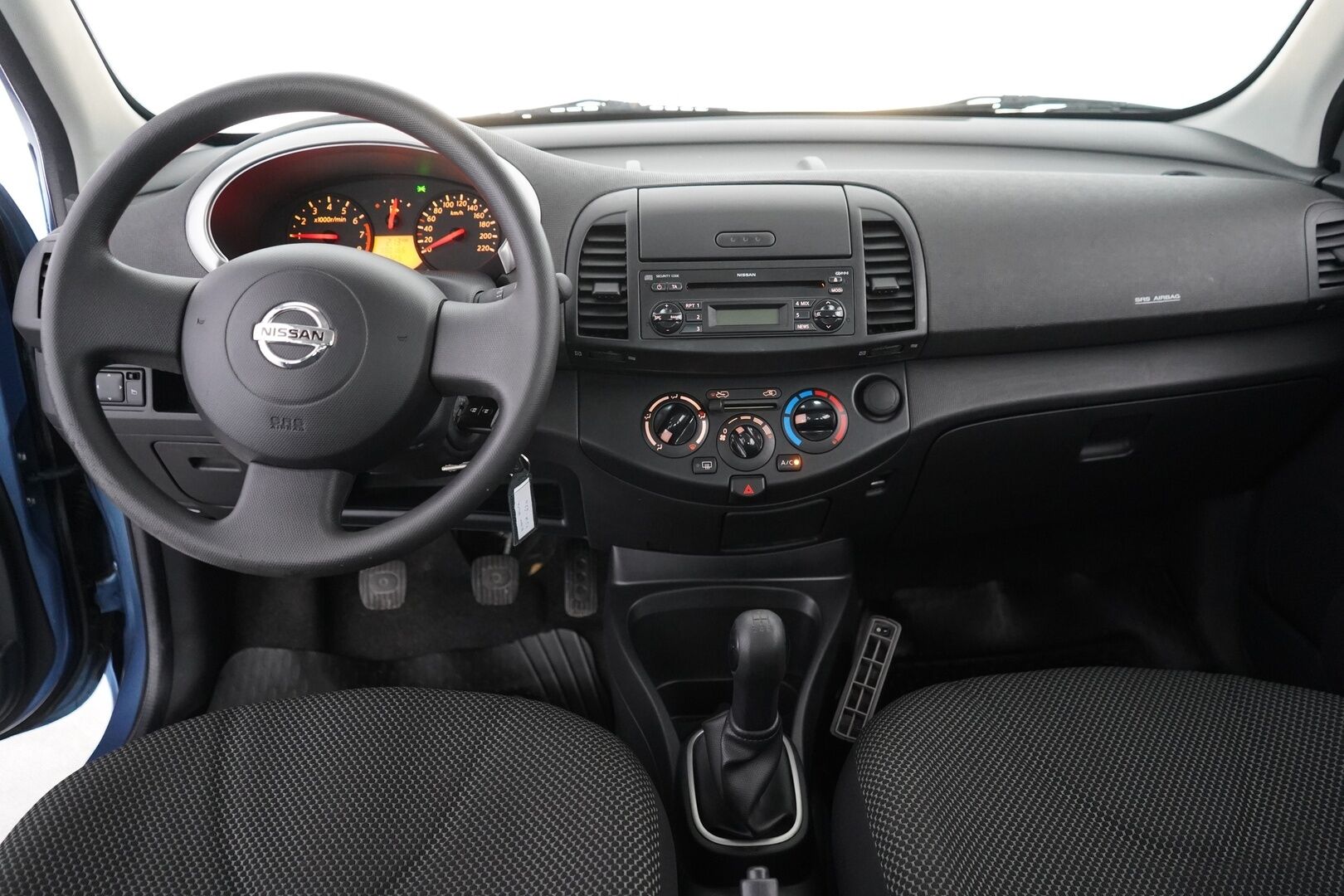 Nissan Micra 2009 1,2 59 Visia 5-vaiht. 5-ov. - Lohko | Ilmastointi | 2x Renkaat | Suomi-auto | Huoltokirja