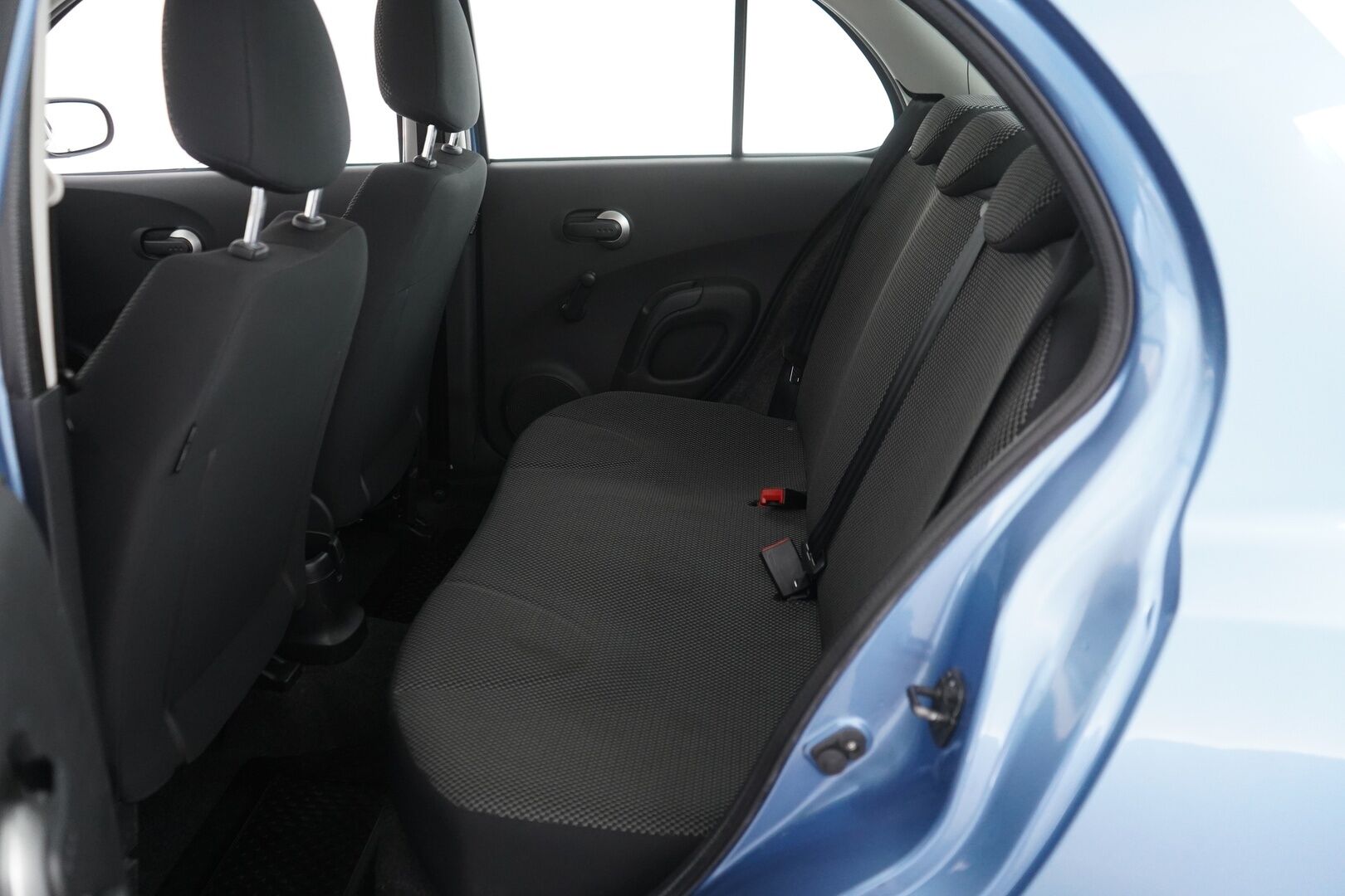 Nissan Micra 2009 1,2 59 Visia 5-vaiht. 5-ov. - Lohko | Ilmastointi | 2x Renkaat | Suomi-auto | Huoltokirja