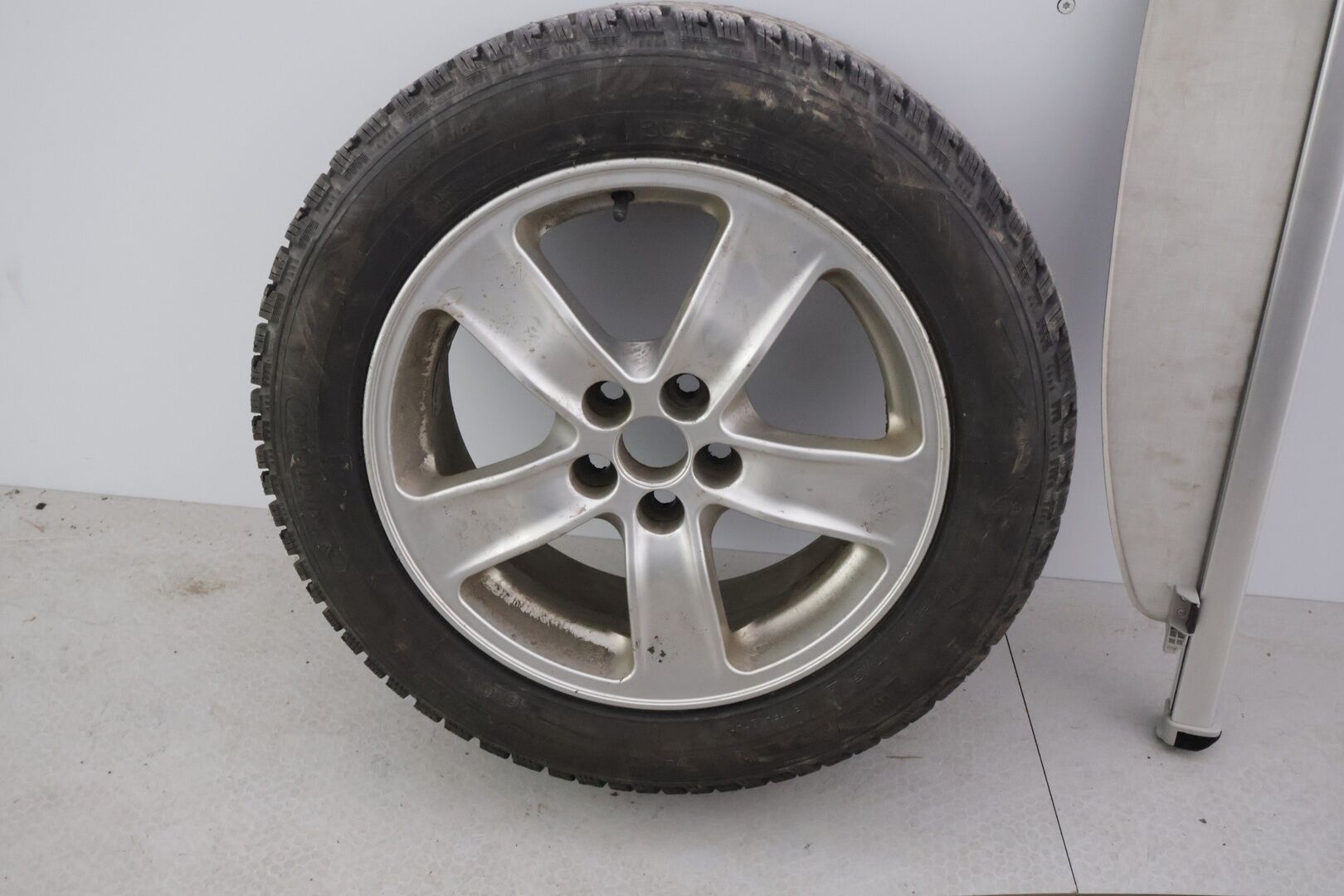 Toyota Prius 2010 Hybrid Sport ** Juuri katsastettu / HUD / Keyless / Kahdet renkaat - ** Tämä huippu myydään huudossa!