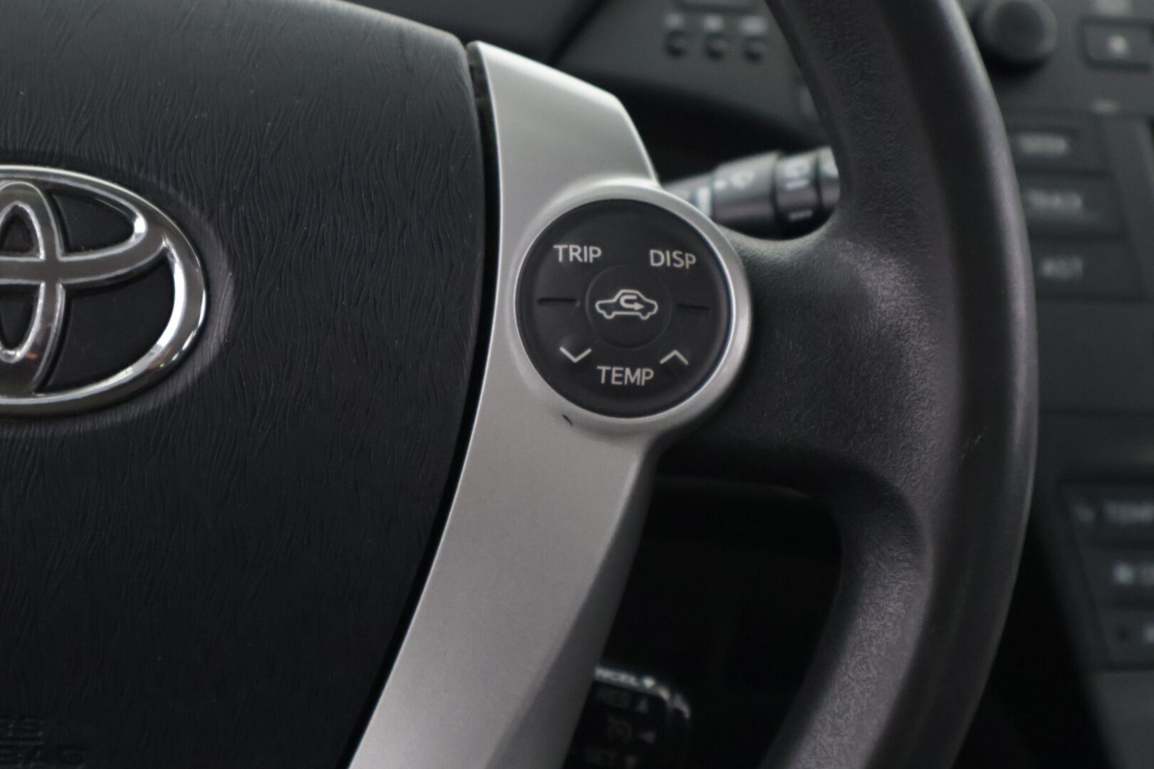 Toyota Prius 2010 Hybrid Sport ** Juuri katsastettu / HUD / Keyless / Kahdet renkaat - ** Tämä huippu myydään huudossa!