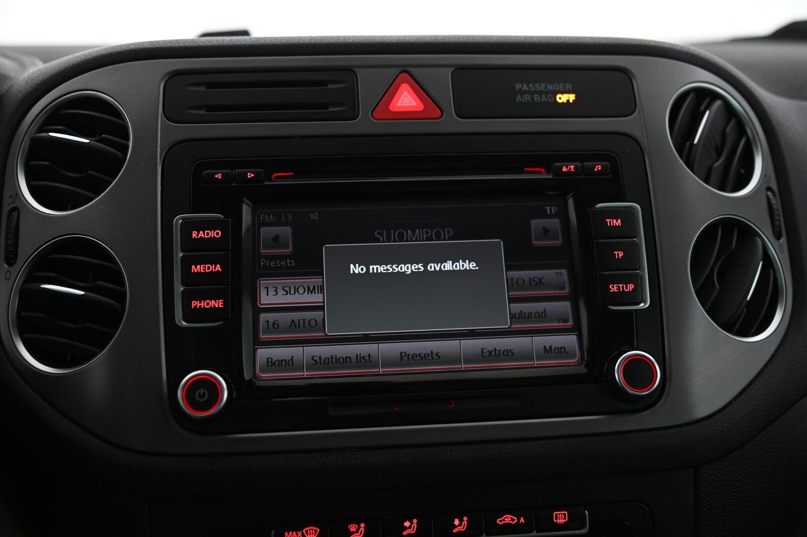 Volkswagen Tiguan 2010 Sport & Style 2,0 TDI 103 kW (140 hv) 4MOTION*Myydään Huutokaupat.com* - *Myydään Huutokaupat.com* *Panoraama / Webasto / Koukku*
