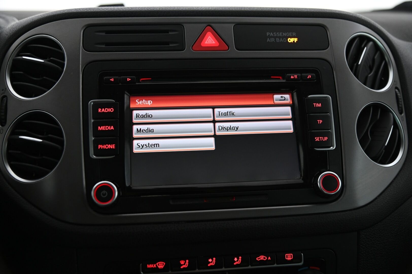 Volkswagen Tiguan 2010 Sport & Style 2,0 TDI 103 kW (140 hv) 4MOTION*Myydään Huutokaupat.com* - *Myydään Huutokaupat.com* *Panoraama / Webasto / Koukku*