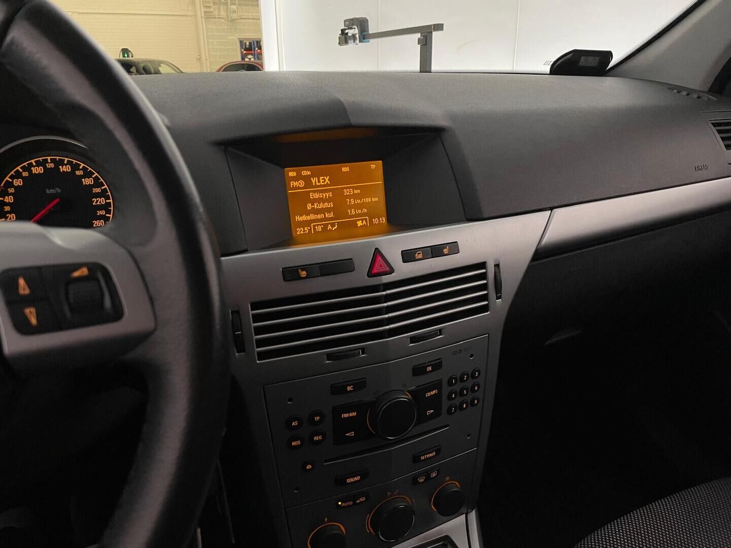 Opel Astra 2010 Wagon Ultimate 1,6 Ecotec 85kW MT5 - Myydään Huutokaupat.com - – Tämä auto myydään huutokaupat.com -sivuston kautta | Juuri Katsastettu & Huollettu! | Lohko+Sisäpistoke | Vakkari | 2X Renkaat & Vanteet |