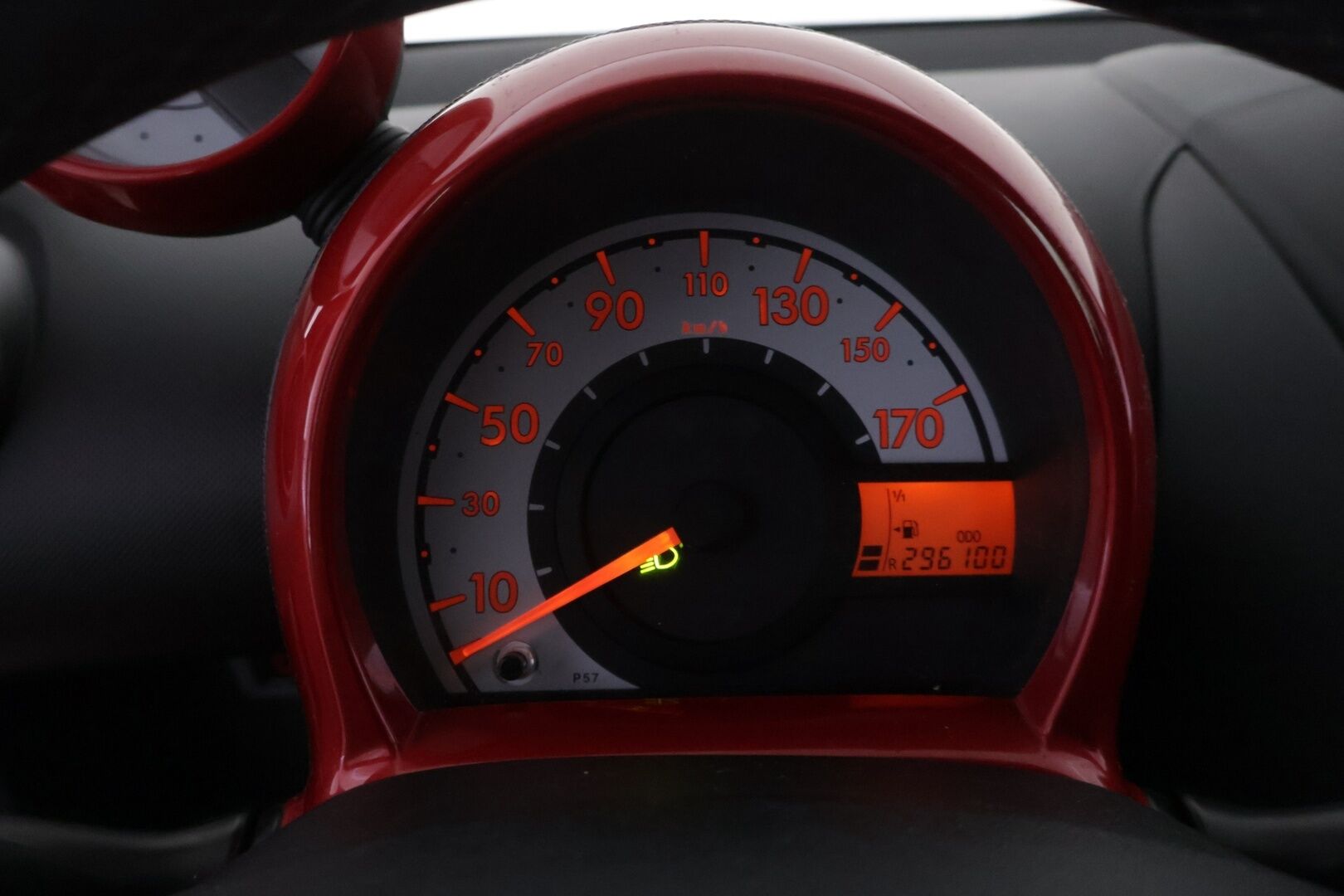 Toyota AYGO 2011 1,0 VVT-i Red  Myydään  Huutokaupat.com - Myyään Huutokaupat.com