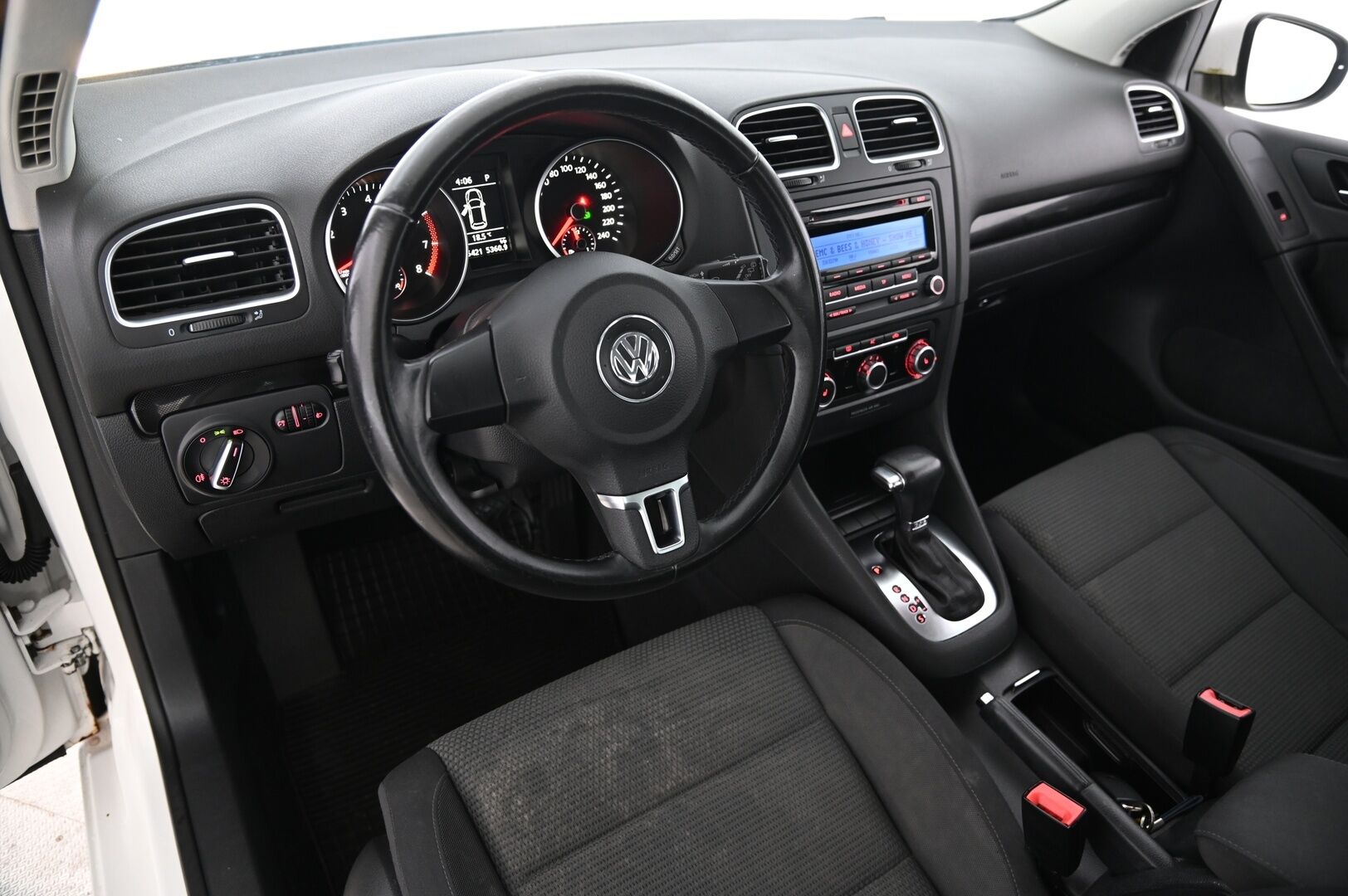 Volkswagen Golf 2010 Comfortline 1,2 TSI 77 kW (105 hv) DSG-automaatti 4-ovinen *Myydään Huutokaupat.com* - Myydään Huutokaupat.com