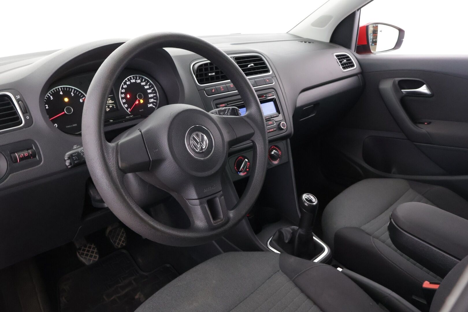 Volkswagen Polo 2011 Comfortline 1,2 TSI 77 kW (105 hv) 4-ovinen - *MYYDÄÄN HUUTOKAUPAT.COM*