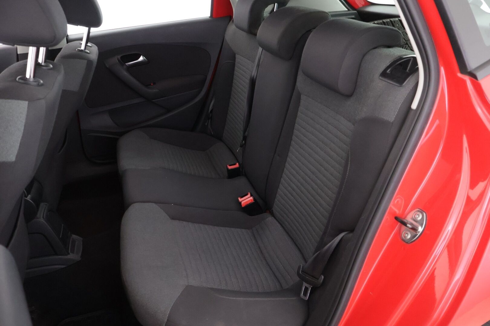 Volkswagen Polo 2011 Comfortline 1,2 TSI 77 kW (105 hv) 4-ovinen - *MYYDÄÄN HUUTOKAUPAT.COM*