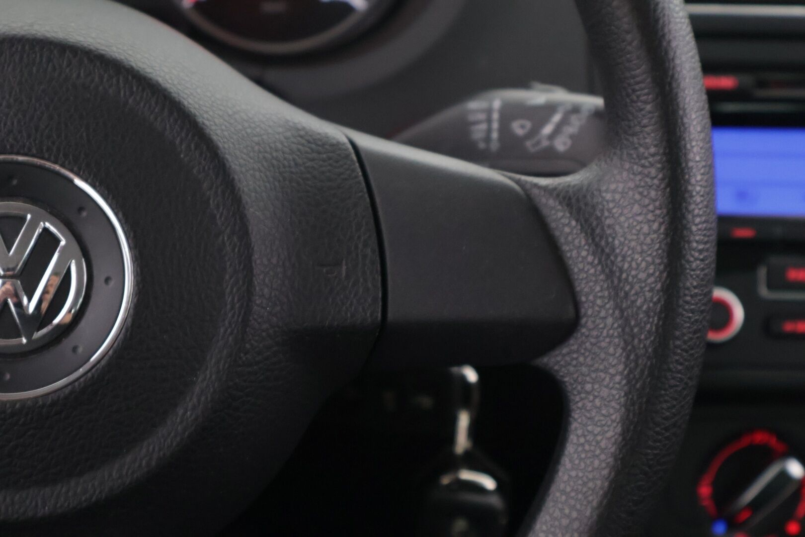 Volkswagen Polo 2011 Comfortline 1,2 TSI 77 kW (105 hv) 4-ovinen - *MYYDÄÄN HUUTOKAUPAT.COM*