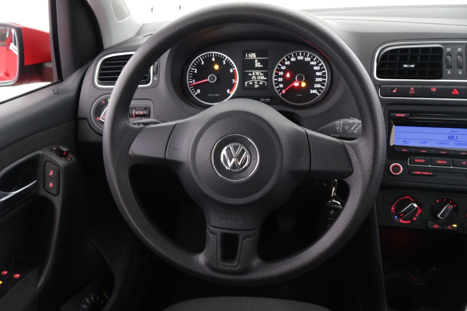 Volkswagen Polo 2011 Comfortline 1,2 TSI 77 kW (105 hv) 4-ovinen - *MYYDÄÄN HUUTOKAUPAT.COM*