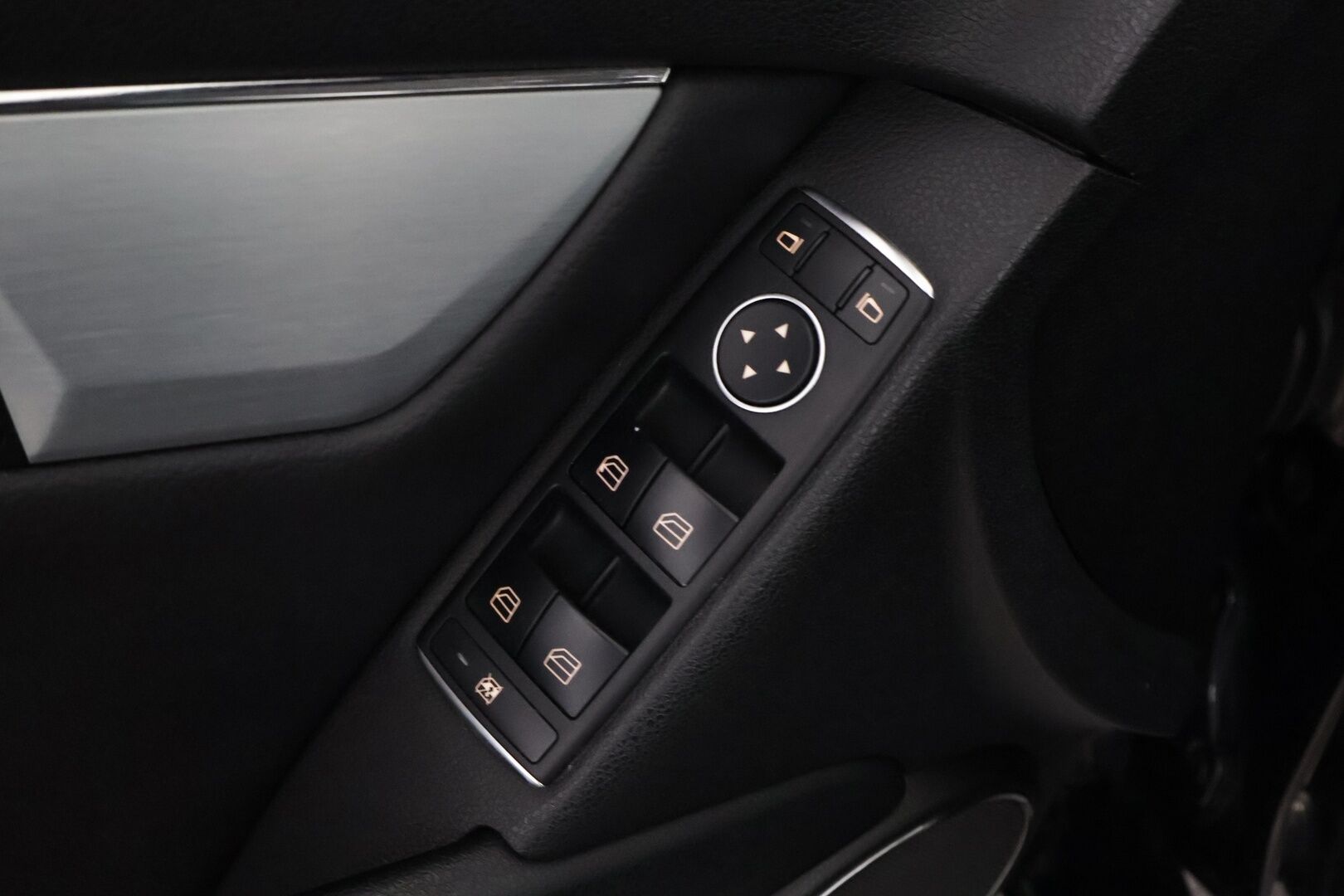 Mercedes-Benz C 2011 200 CDI BE T A Premium Business - YritysOutlet - Myydään vain yrityksille - – Tämä auto myydään YritysOutlet -valikoimasta vain yritykselle