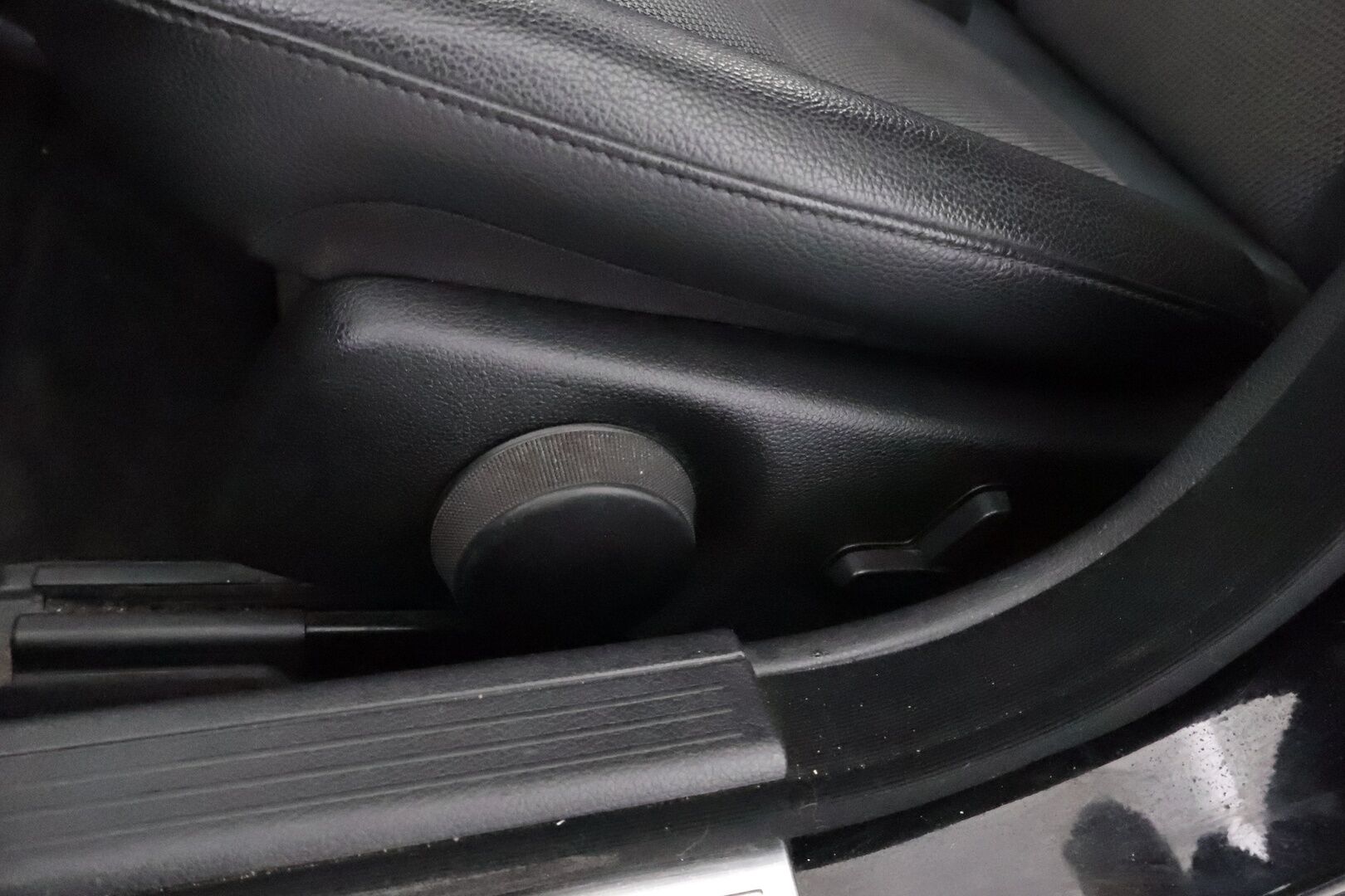 Mercedes-Benz C 2011 200 CDI BE T A Premium Business - YritysOutlet - Myydään vain yrityksille - – Tämä auto myydään YritysOutlet -valikoimasta vain yritykselle