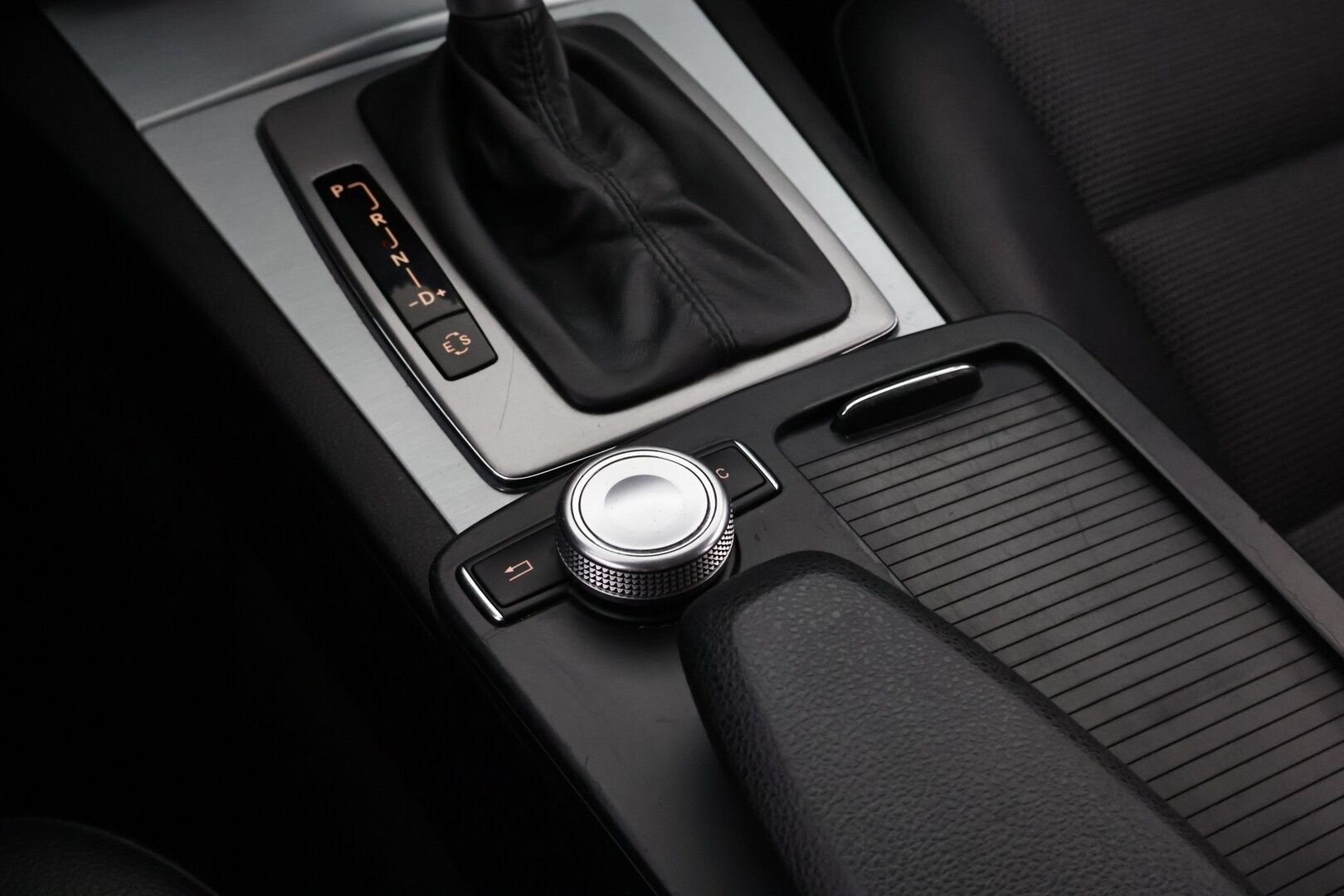 Mercedes-Benz C 2011 200 CDI BE T A Premium Business - YritysOutlet - Myydään vain yrityksille - – Tämä auto myydään YritysOutlet -valikoimasta vain yritykselle