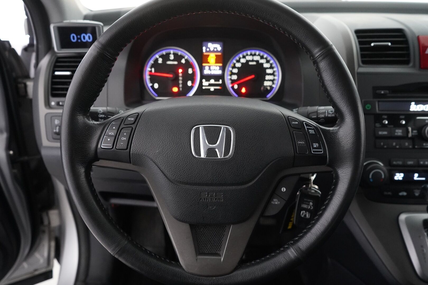 Honda CR-V 2011 2,2 i-DTEC Elegance AT 4WD Business - Ahdin uusittu juuri! | Suomi- auto | Vakkari | Koukku | Lohkolämmitin | P.tutka | Kahdet renkaat aluvantein