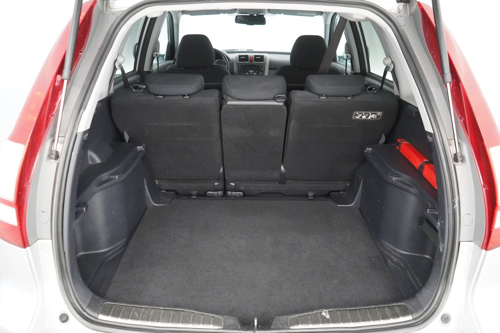 Honda CR-V 2011 2,2 i-DTEC Elegance AT 4WD Business - Ahdin uusittu juuri! | Suomi- auto | Vakkari | Koukku | Lohkolämmitin | P.tutka | Kahdet renkaat aluvantein