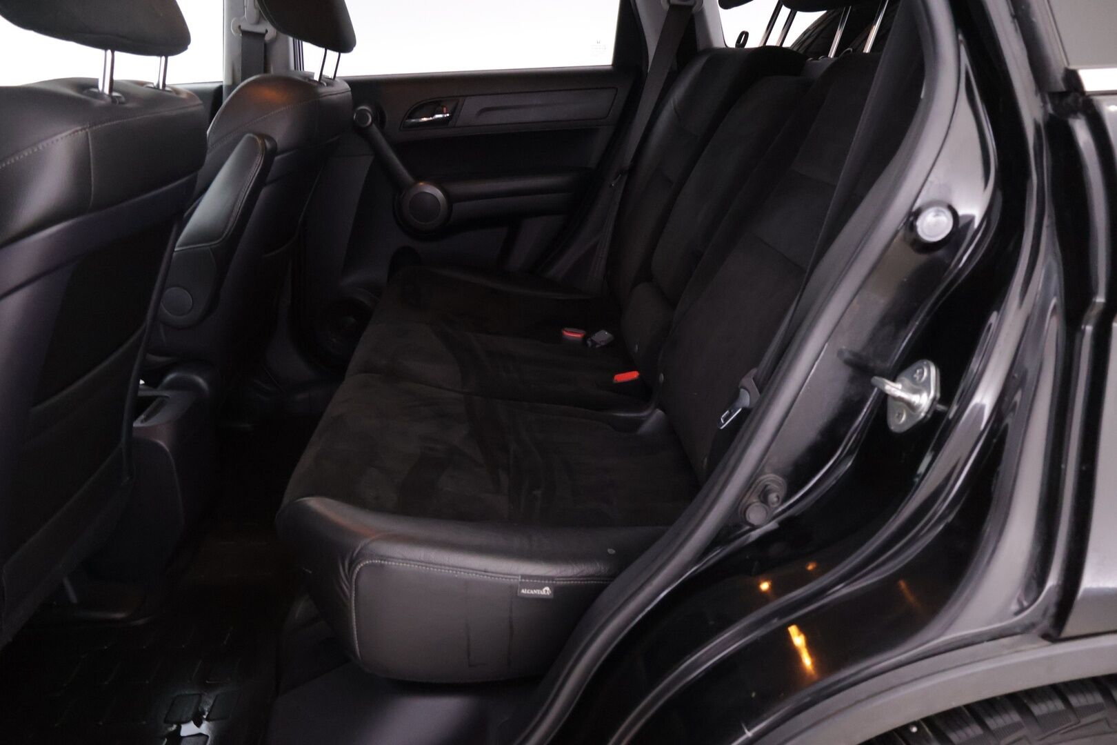 Honda CR-V 2011 2,0i Elegance Lifestyle 4WD Business *Lohko+sisäpistoke / XENON / Koukku / Osanahat* - Juuri katsastettu / Hyvä huoltohistoria / Kahdet hyvät renkaat