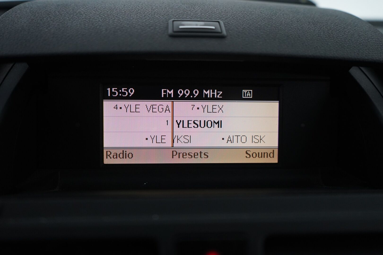 Mercedes-Benz C 2008 * MYYDÄÄN HUUTOKAUPAT.COM *