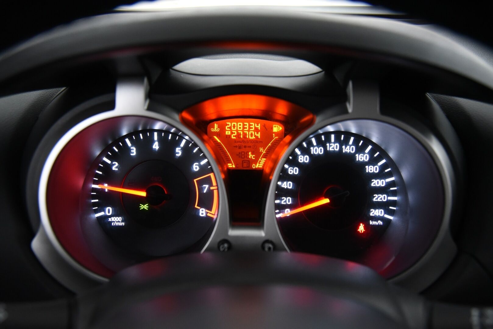 Nissan Juke 2011 1.6 Pure Drive Acenta / YritysOutlet - Myydään vain yrityksille /