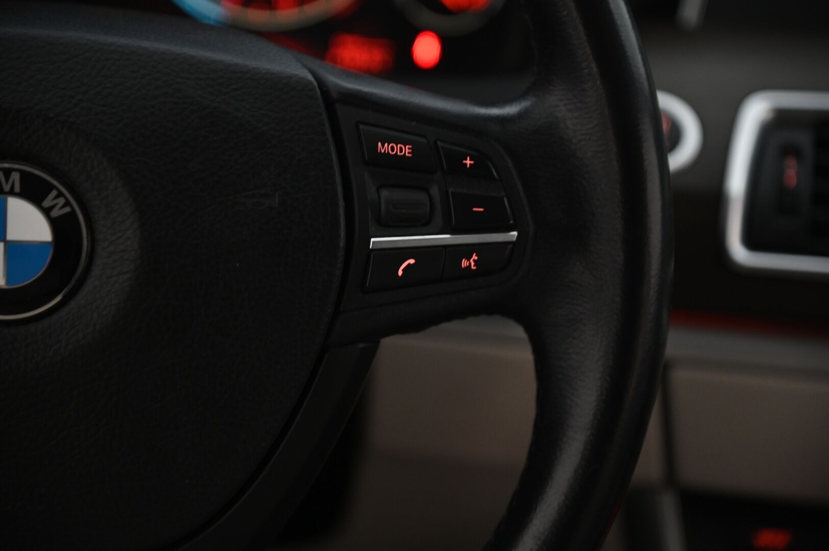 BMW 530 GRAN TURISMO 2011 A F07 Gran Turismo *Tämä auto myydään YritysOutlet -valikoimasta vain yritykselle* - *Tämä auto myydään YritysOutlet -valikoimasta vain yritykselle*