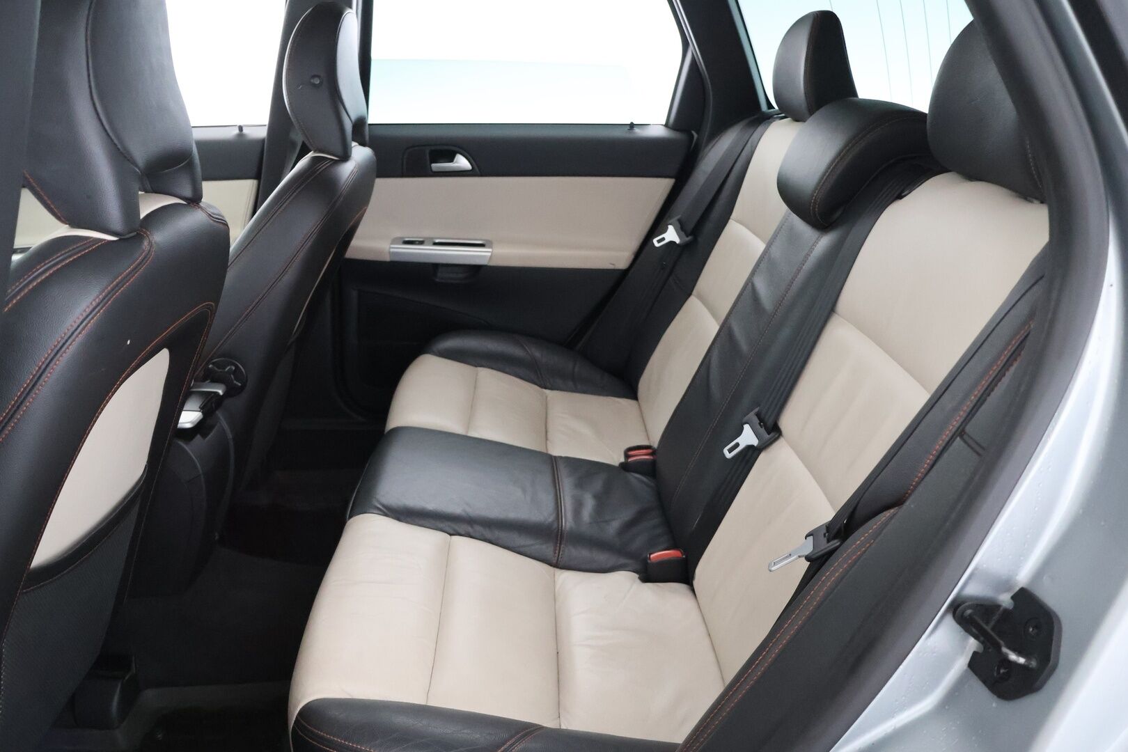 Volvo V50 2011 1,6D DRIVe S/S Classic Business - Myydään Huutokaupat.com 